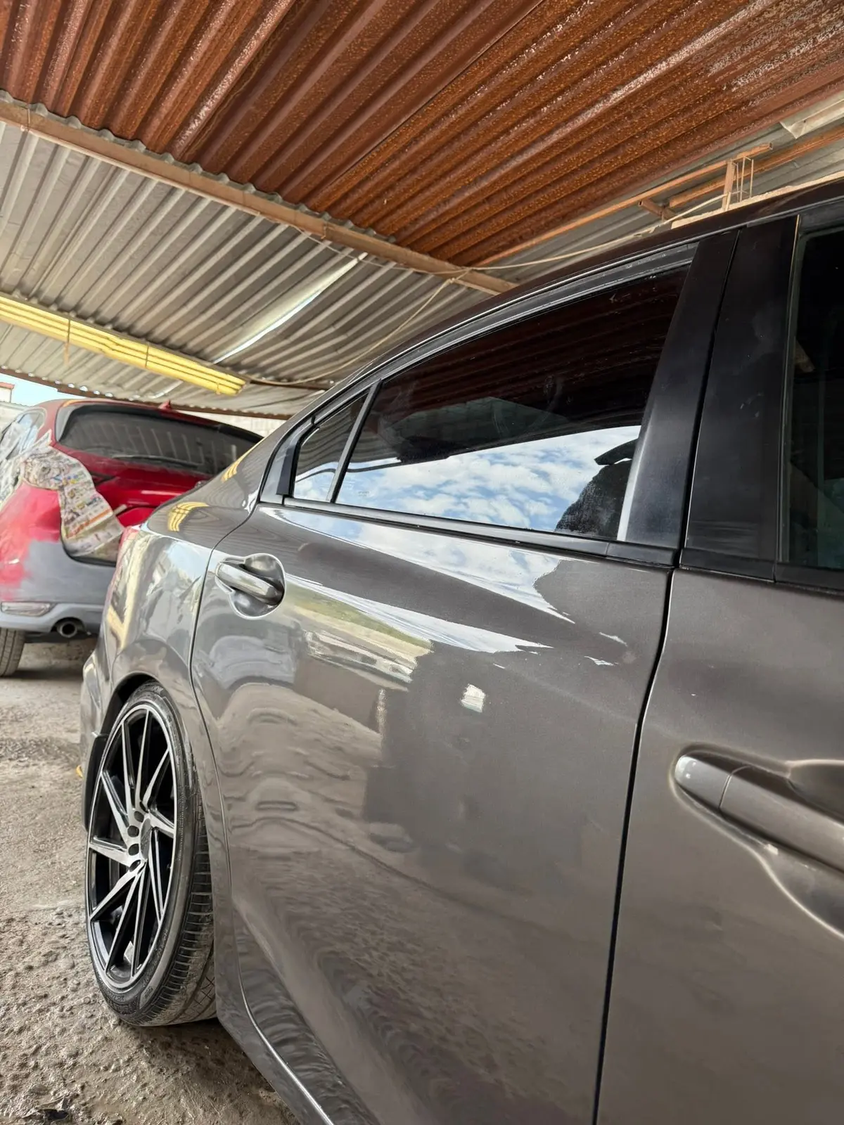 Trabajo automotriz de Los Morales, serie 1
