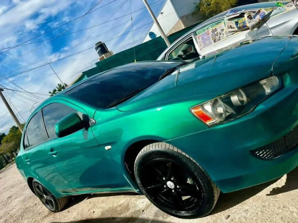 Reparación de golpes y laminado automotriz en la Laguna - Los Morales
